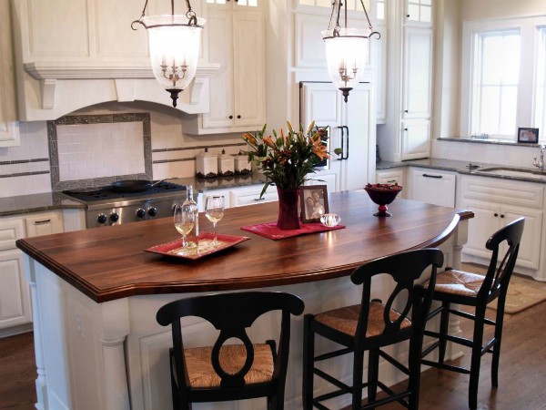 13 Luxurious Curved Countertop Ideas for Your Kitchen Island